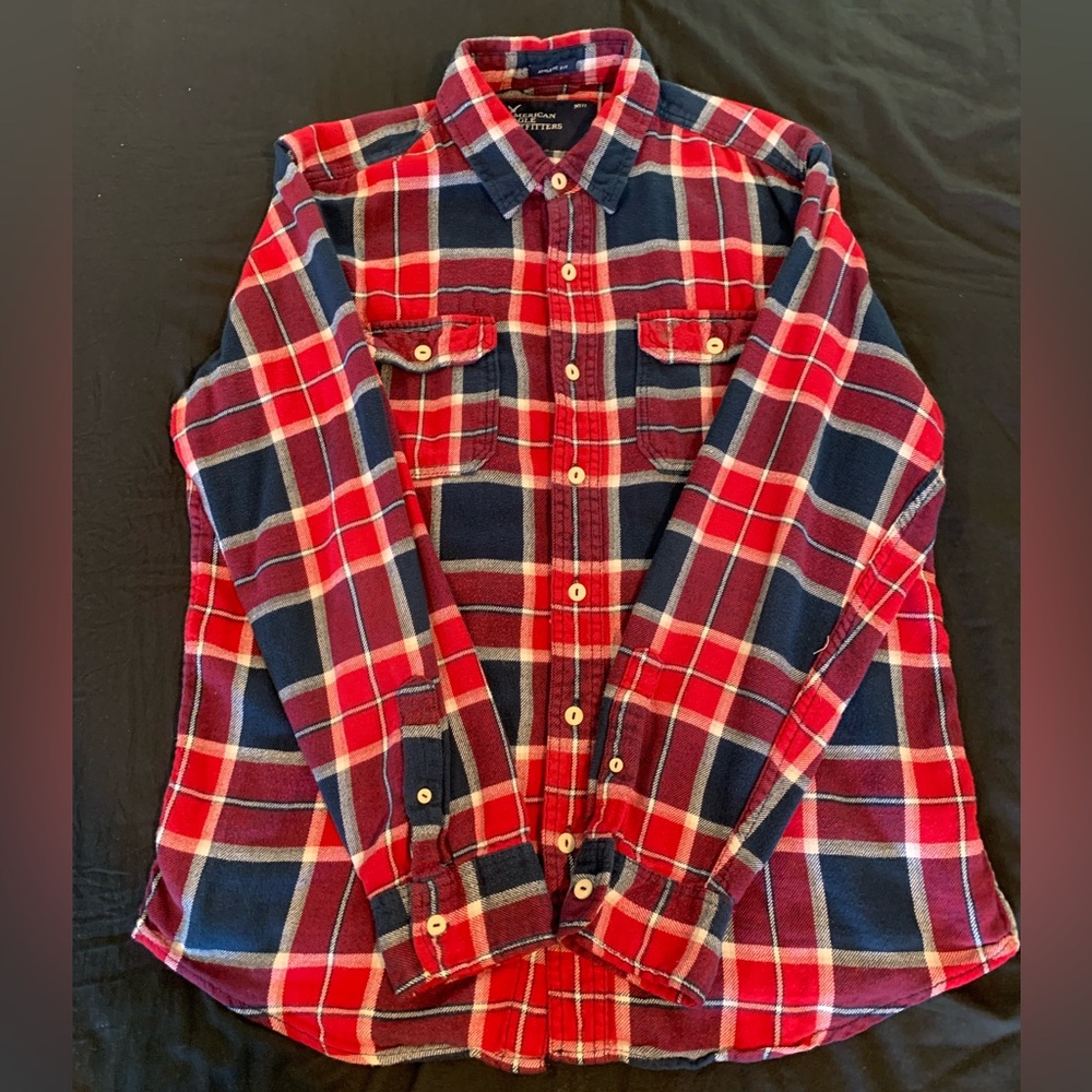 Red and blue American Eagle Outfitters long sleeve flannel